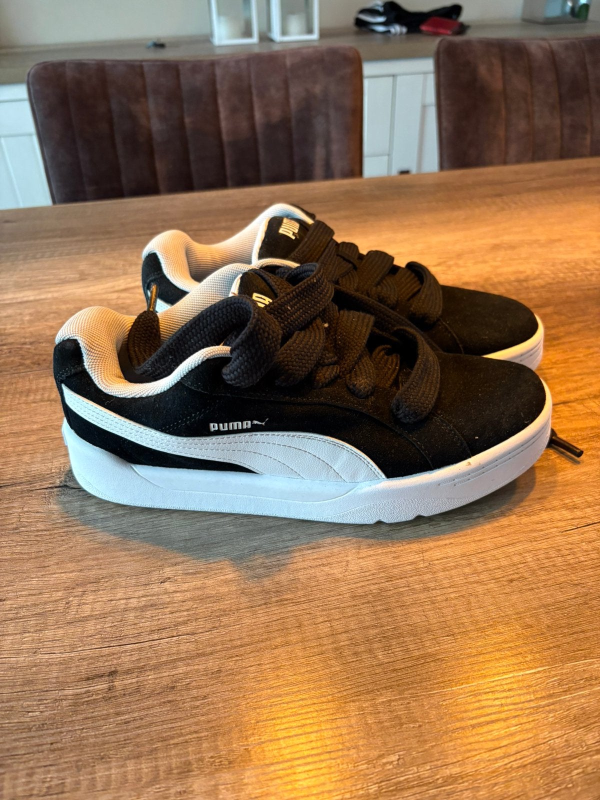 Puma sneakers in maat 41 zwart, Kinderen en Baby's, Kinderkleding | Schoenen en Sokken, Puma, Ophalen of Verzenden, Zo goed als nieuw