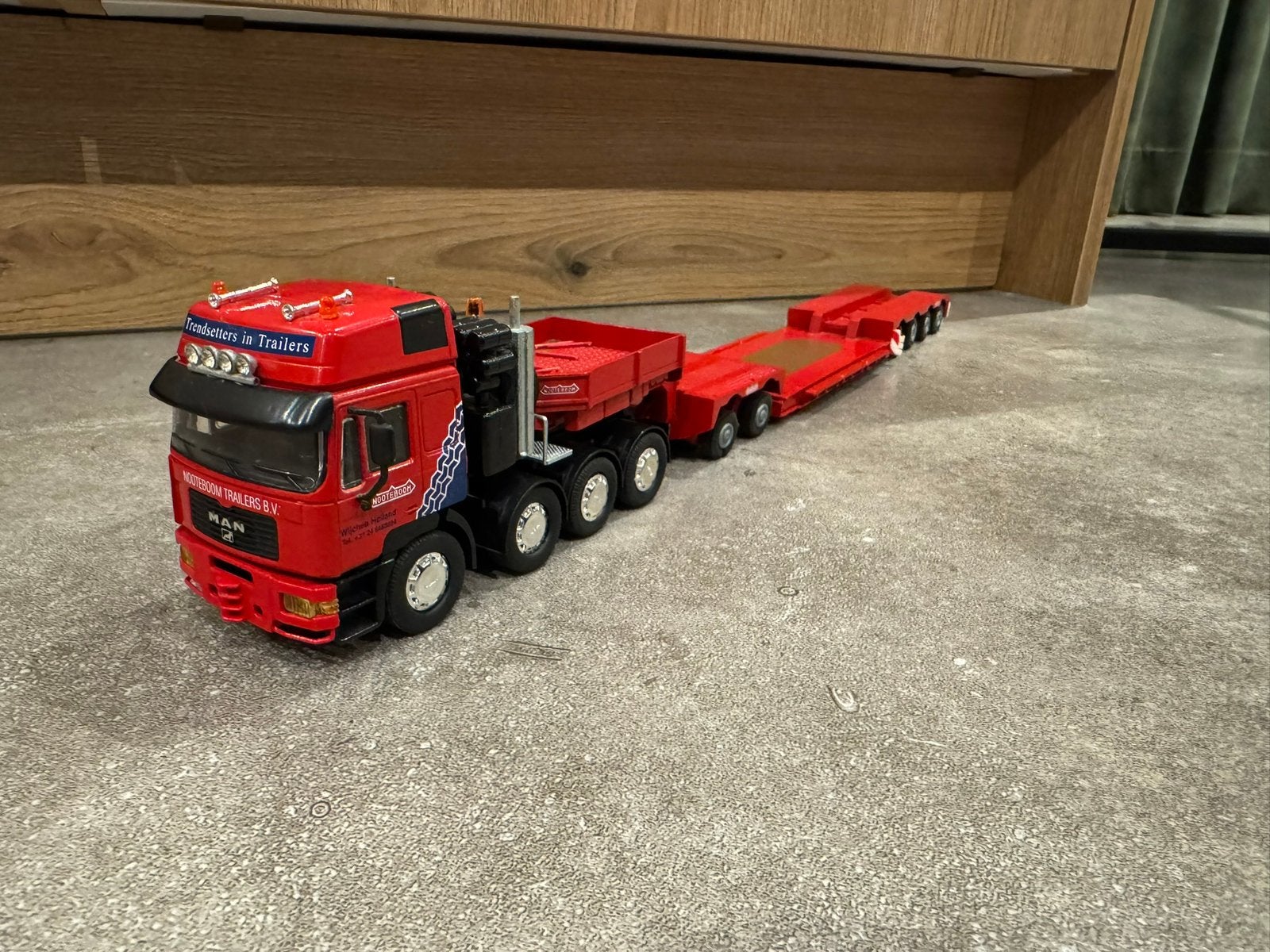 MAN E2000 commander + Nooteboom 2 bed 4 eurodieplader, Ophalen, Zo goed als nieuw, Bus of Vrachtwagen, Conrad