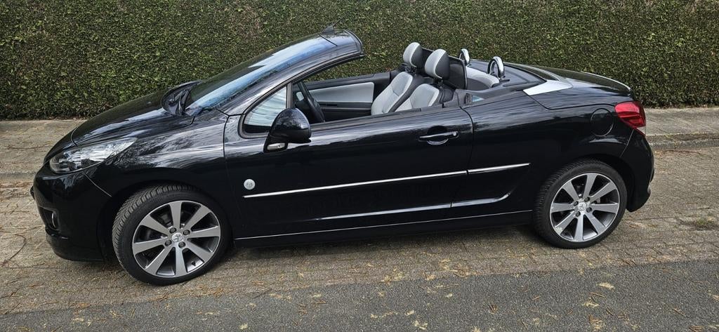 Peugeot 207cc Roland Garros 83000 km!! NAP, Voorwielaandrijving, Cabriolet, 4 stoelen, 75 €/maand
