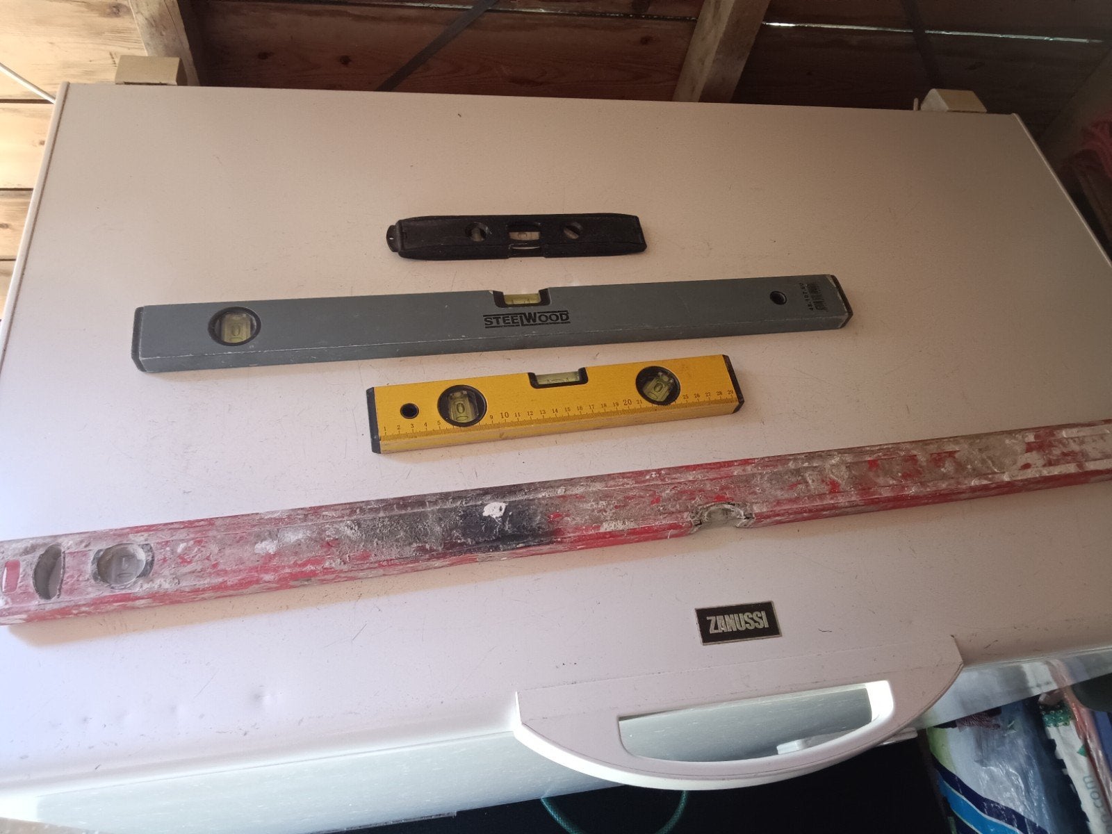 Set van 4 waterpassen - Diverse maten, Doe-het-zelf en Verbouw, Gereedschap | Handgereedschap, Ophalen of Verzenden, Gebruikt