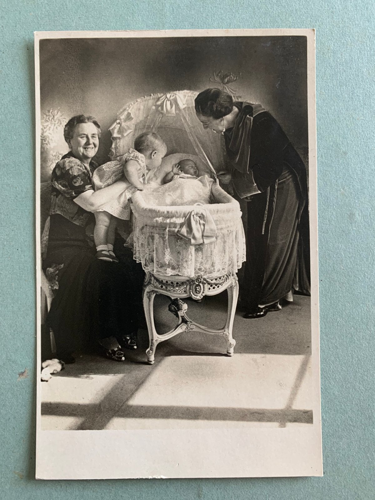 1939 Geboorte prinses Irene, Verzamelen, Ophalen of Verzenden, Gebruikt, Nederland, Kaart, Foto of Prent