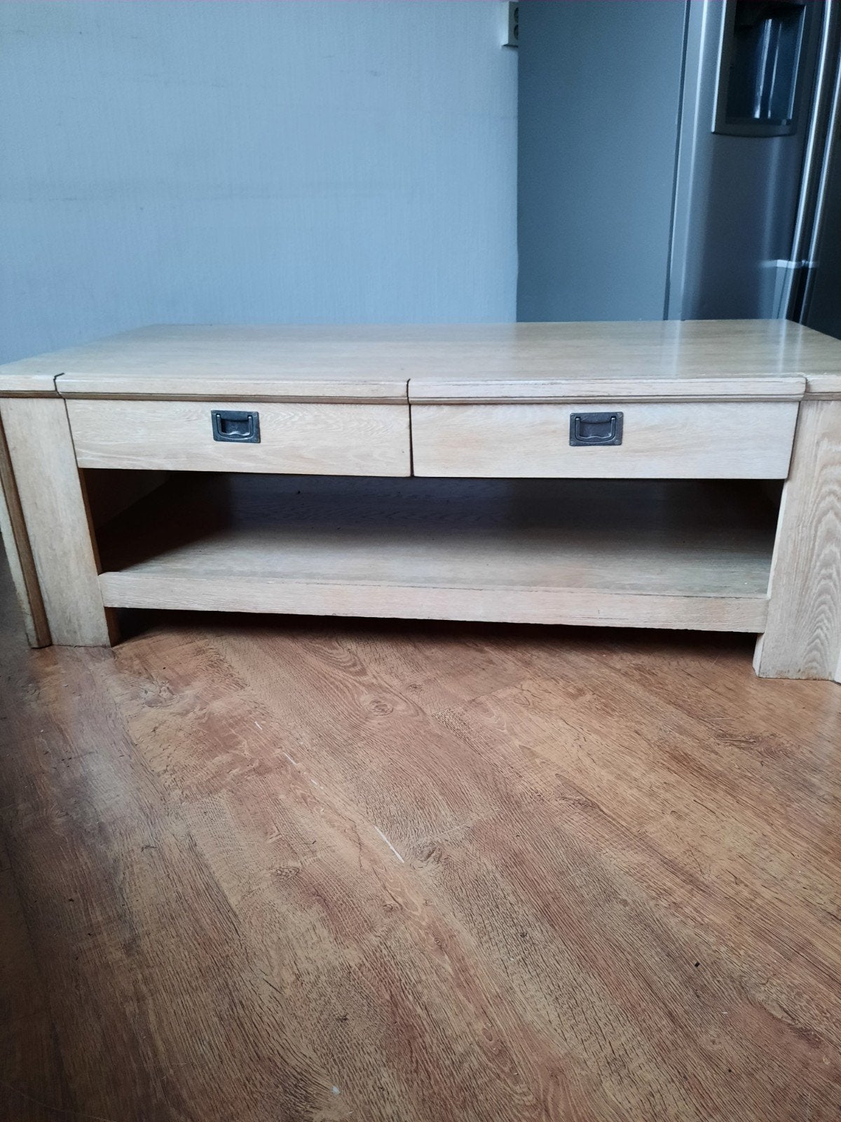 Eikenhouten salontafel met lades en opbergruimte, Huis en Inrichting, Ophalen, Gebruikt, 100 tot 150 cm, 100 tot 150 cm
