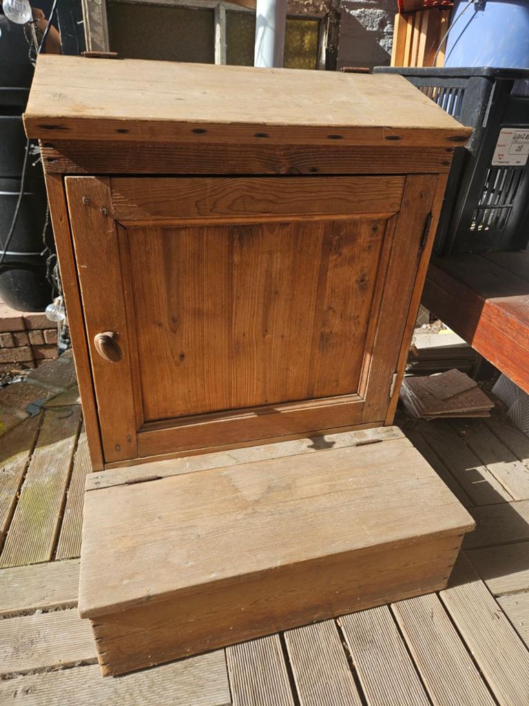 Antieke houten lessenaar van Onze Lieve Vrouwe Abdij klooste, Ophalen