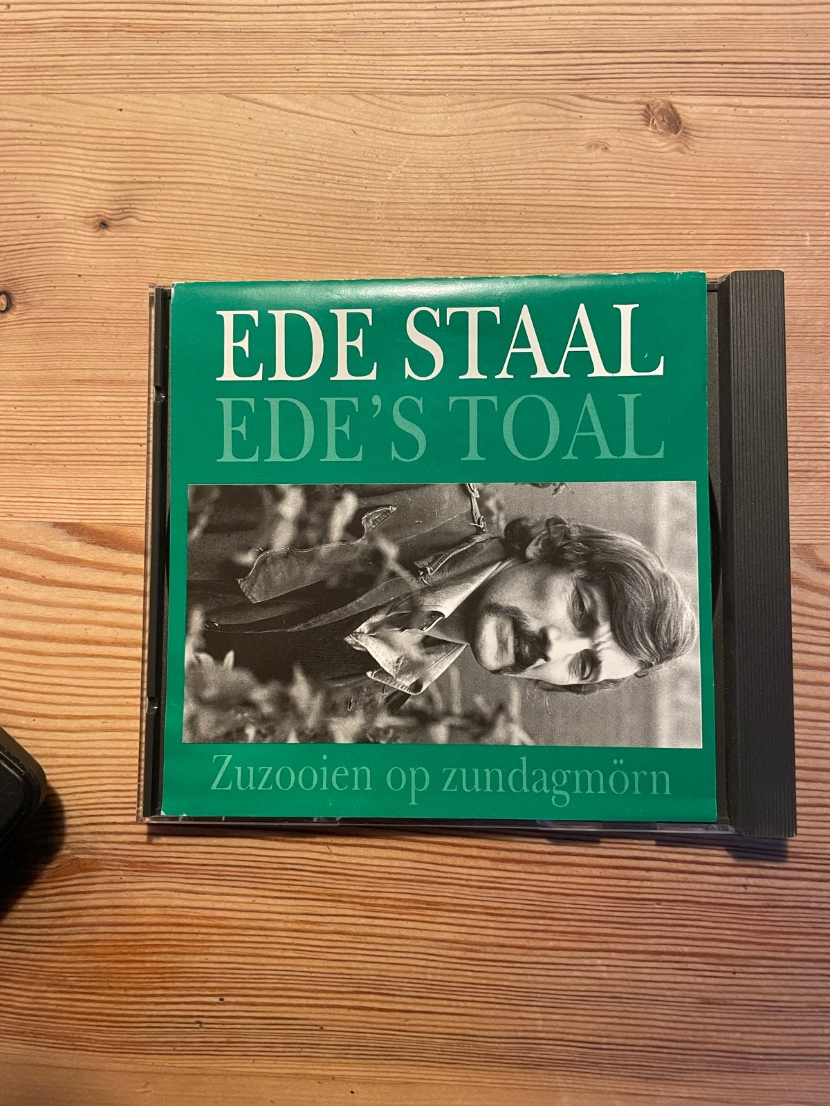 CD Ede Staal - Zuzooien op zundagmörn, Ophalen of Verzenden, Gebruikt, Streekmuziek, Album