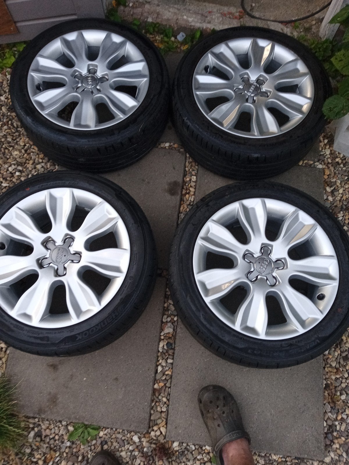 A1 Audi origineel set 215-45-16 Hankook polo ibiza 5x100, Auto-onderdelen, Ophalen, 215 mm, 16 inch, Band(en)