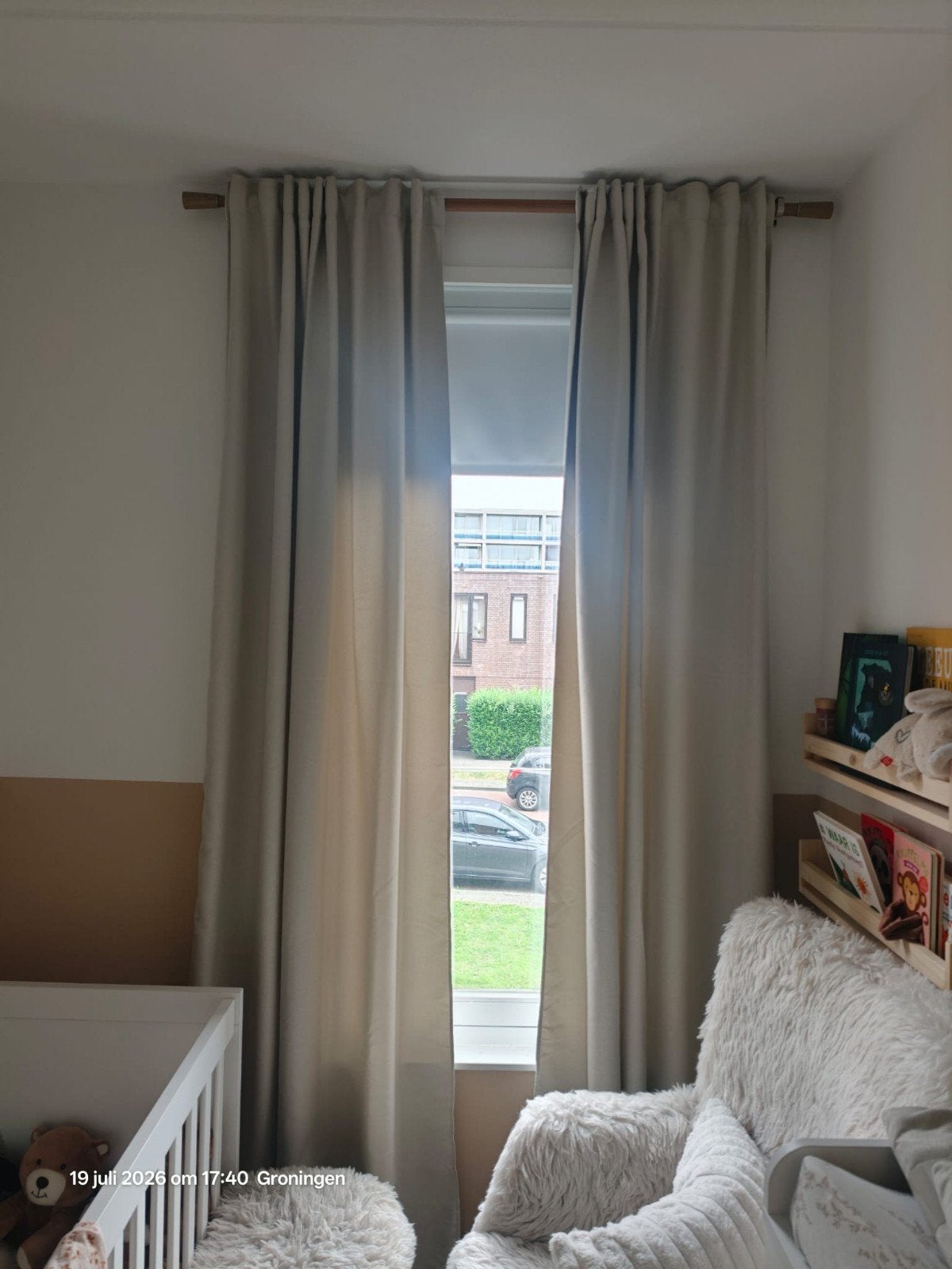 Beige gordijnen, 2 delen, 260 cm lang, Huis en Inrichting, Gebruikt, Verduisterend, Beige, Ophalen of Verzenden