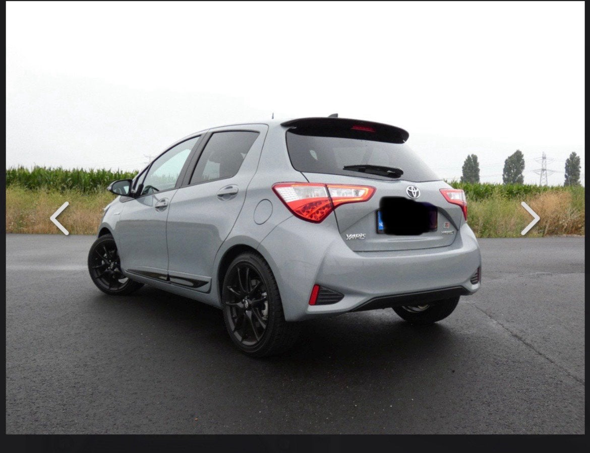 Toyota Yaris GR sport uitvoering 1.5 Full hybrid 75000 km, Auto's, 1497 cc, 40 €/maand, Zwart, 4 cilinders