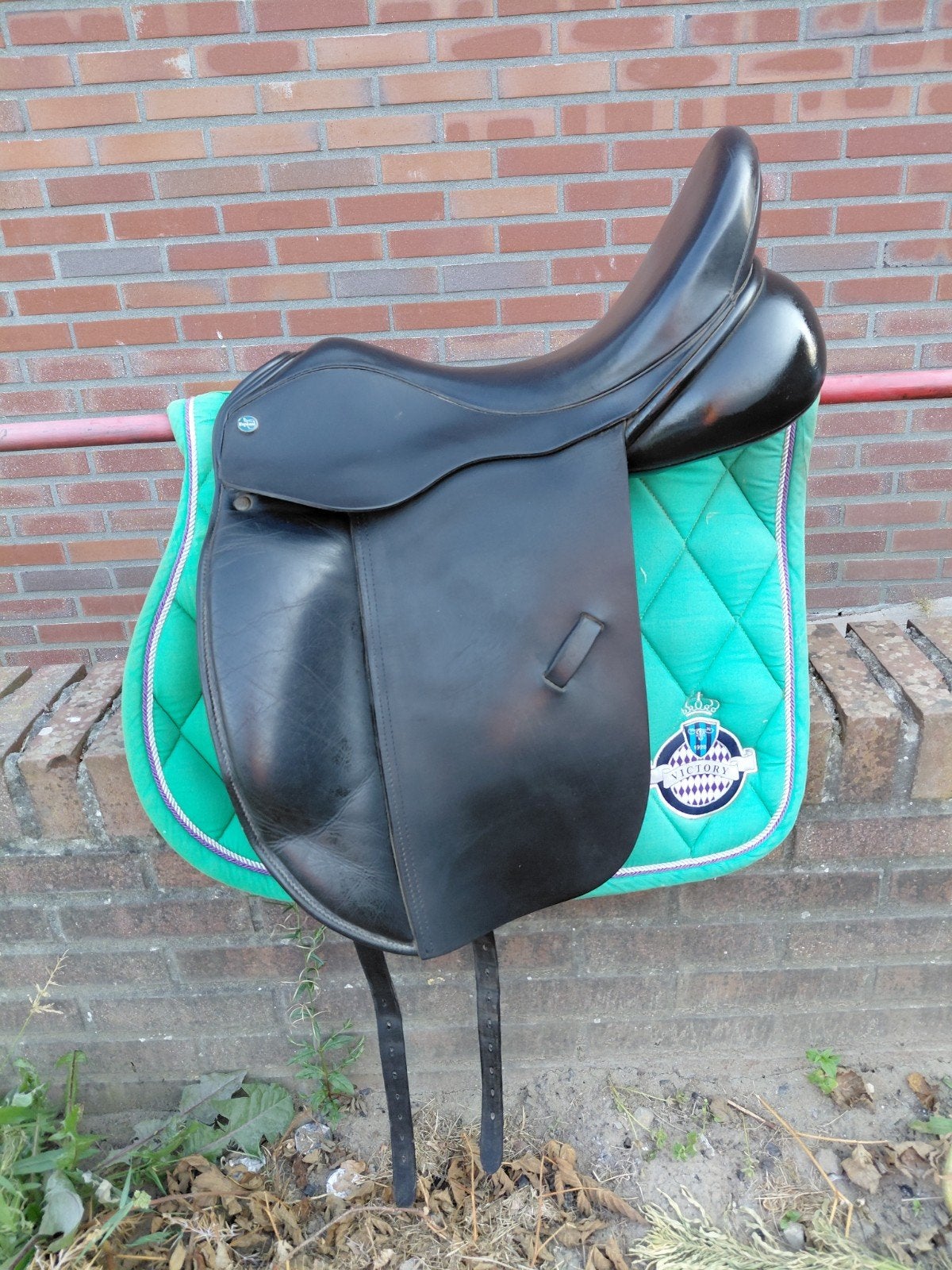 Nette Equus 18 inch (dressuur)zadel, Ophalen, Dressuur