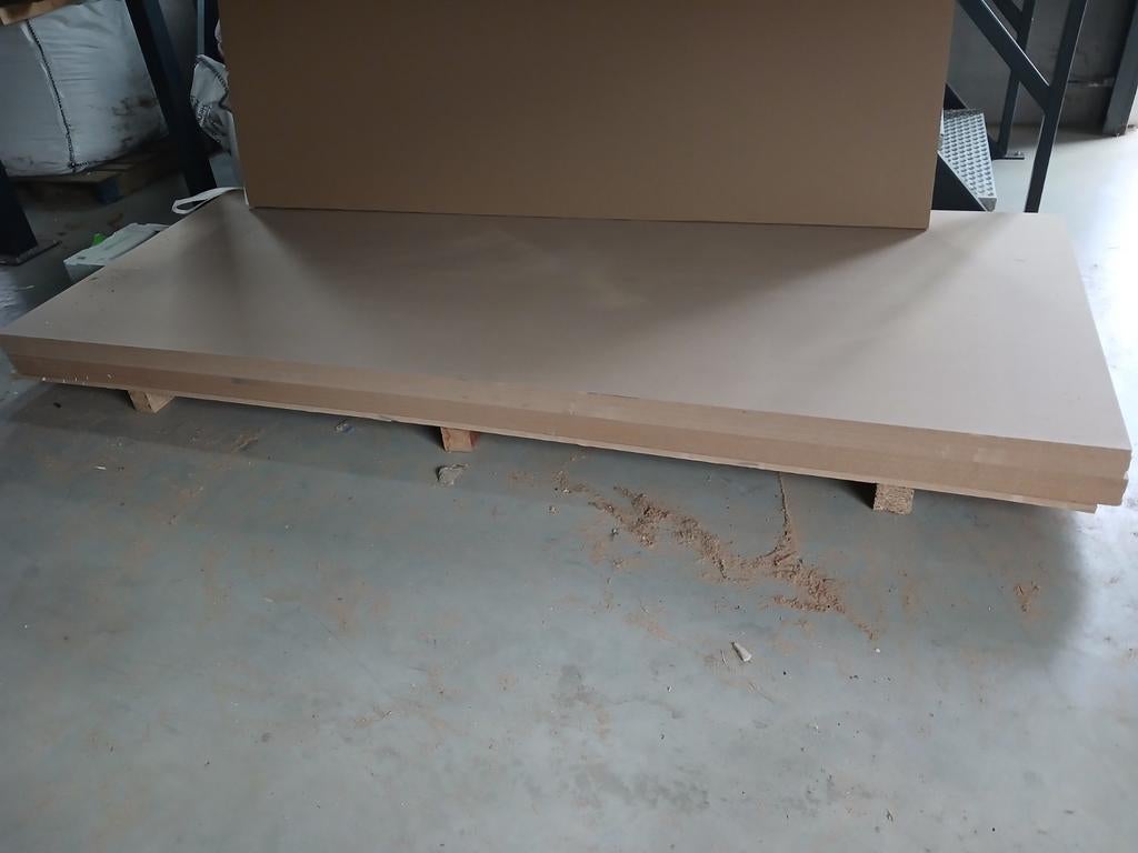 MDF platen t.e.a.b, Ophalen