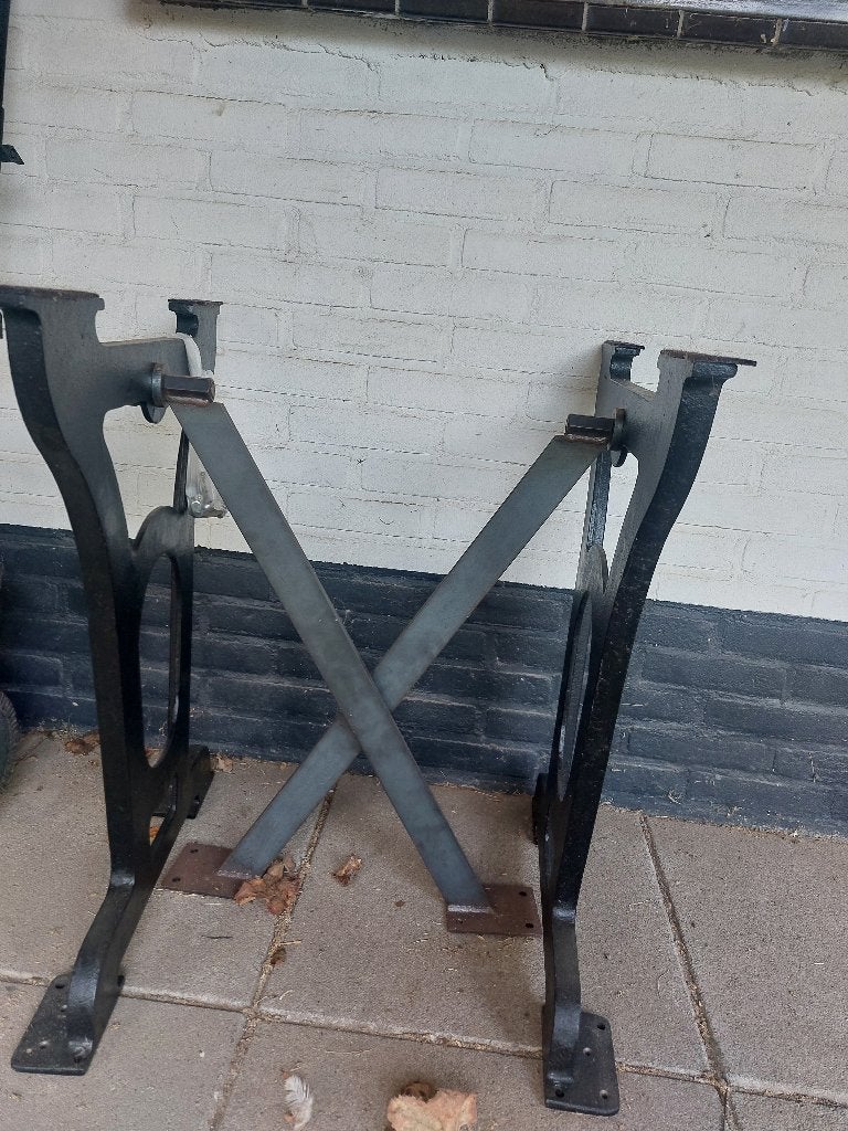 Foto 6 van Prachtige Eiken eettafel voor 6 personen