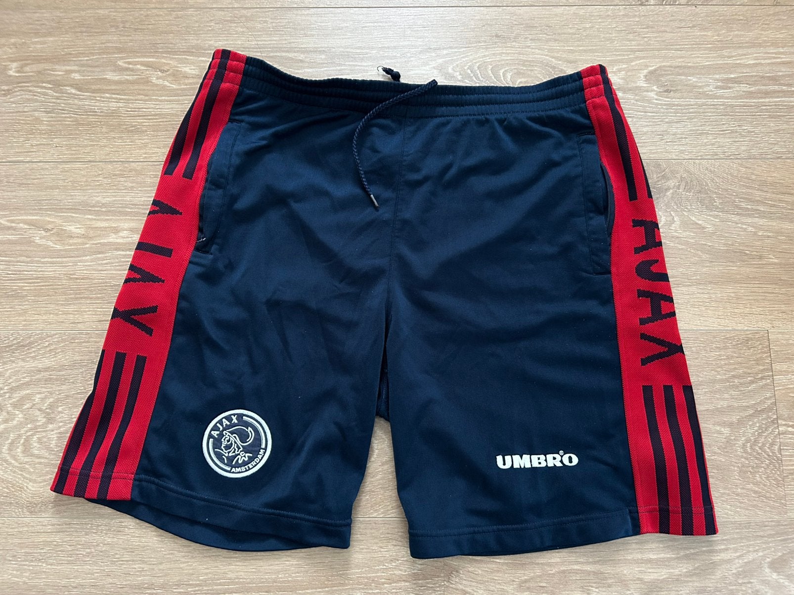 AJAX player worn away shorts 1997/98 vintage, Maat L, Verzenden, Gebruikt, Broek