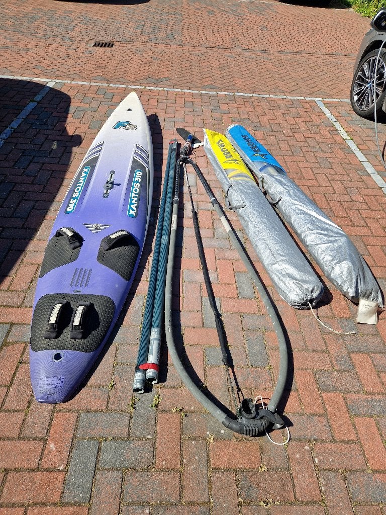 Surfset F2 Xantos 310 compleet, Watersport en Boten, Windsurfen, Ophalen, Gebruikt, Met mast, 6.5 m² tot 8 m²