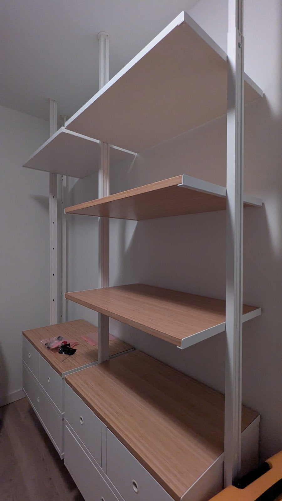 Elvarli system ikea, Ophalen