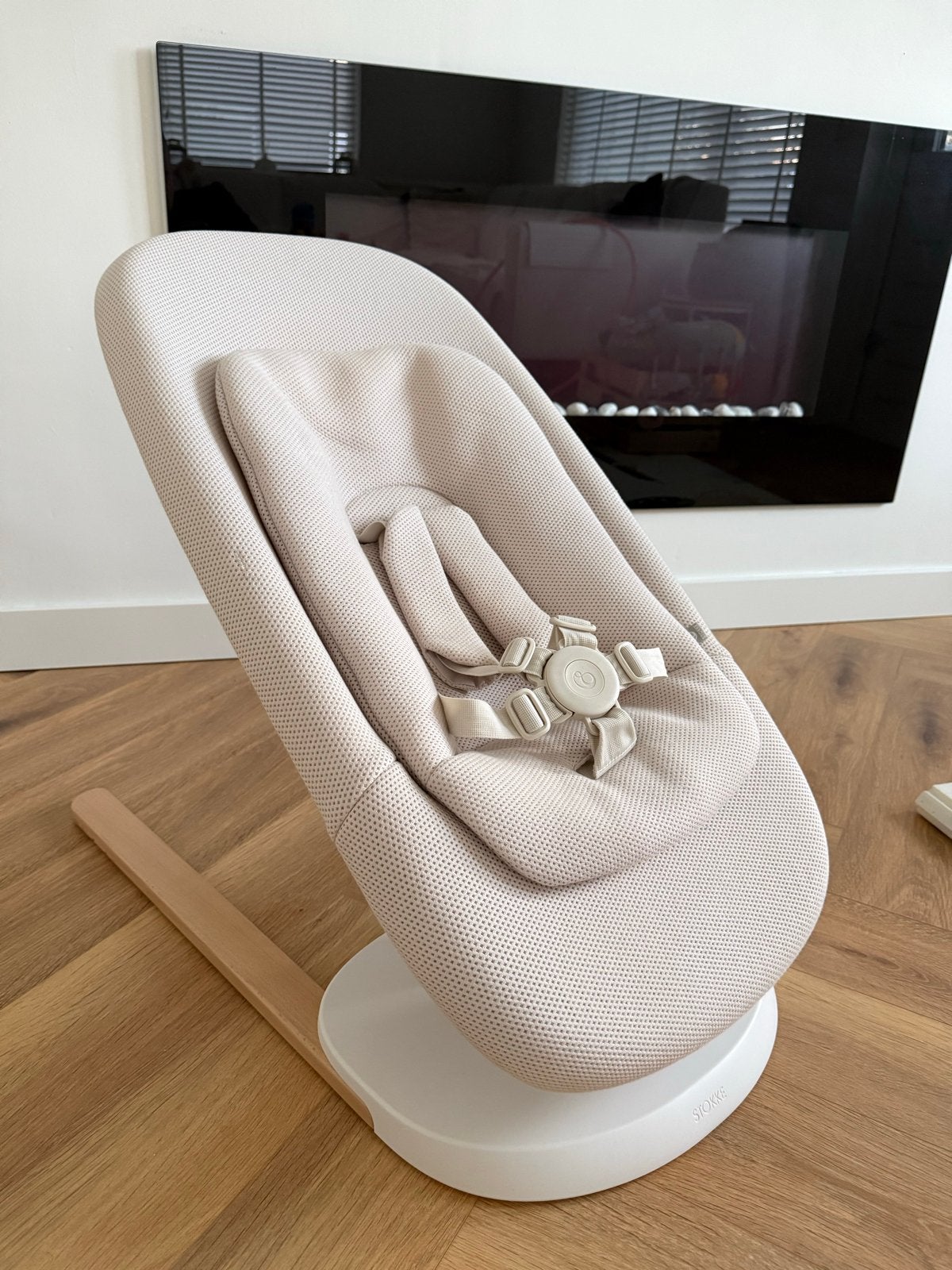 Stokke Yoga  wip- en schommelstoeltje nieuw, Kinderen en Baby's, Wipstoeltjes, Overige merken, Verstelbaar, Nieuw, Wipstoel