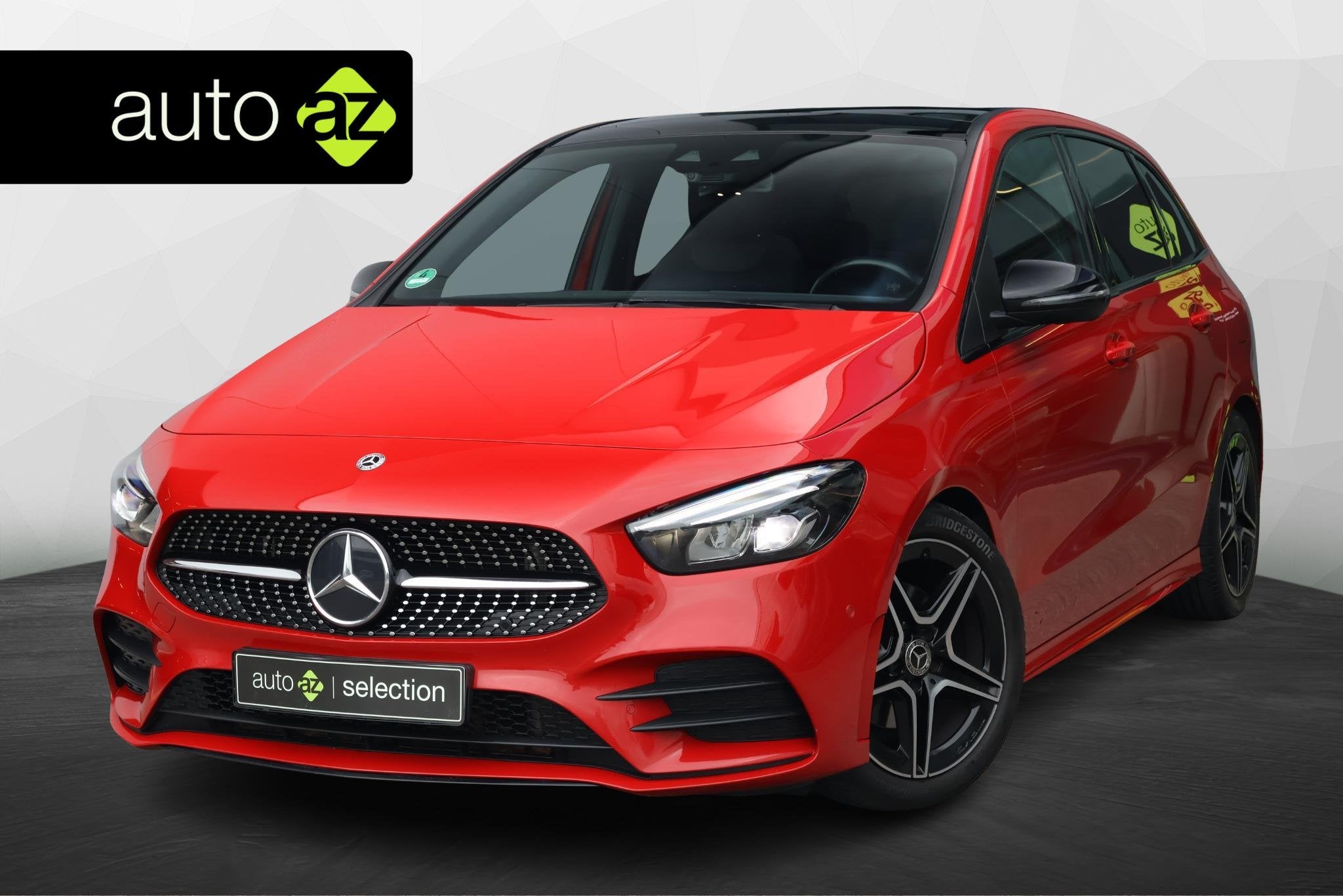 Mercedes-Benz B-klasse 180 Business Solution AMG / Pano, 136 pk, Gebruikt, 4 cilinders, 700 kg