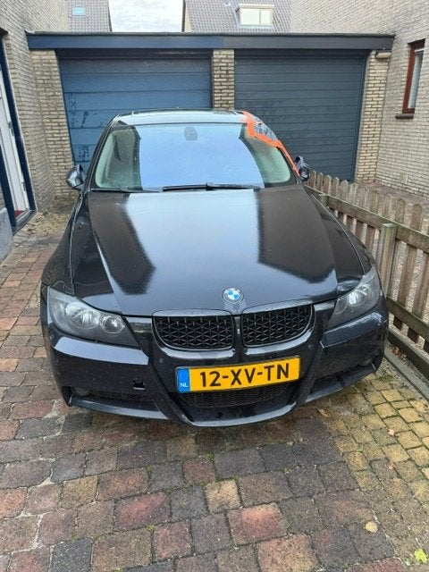 BMW 3-Serie 2.0 I 320 2006 Zwart, Achterwielaandrijving, 1995 cc, 4 cilinders, Zwart