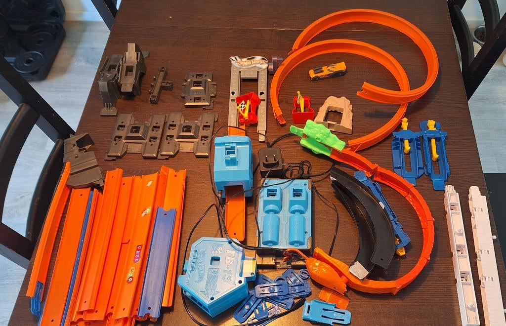 Hot wheles baanset met motor, Ophalen of Verzenden, Gebruikt, Handmatig, Hot Wheels