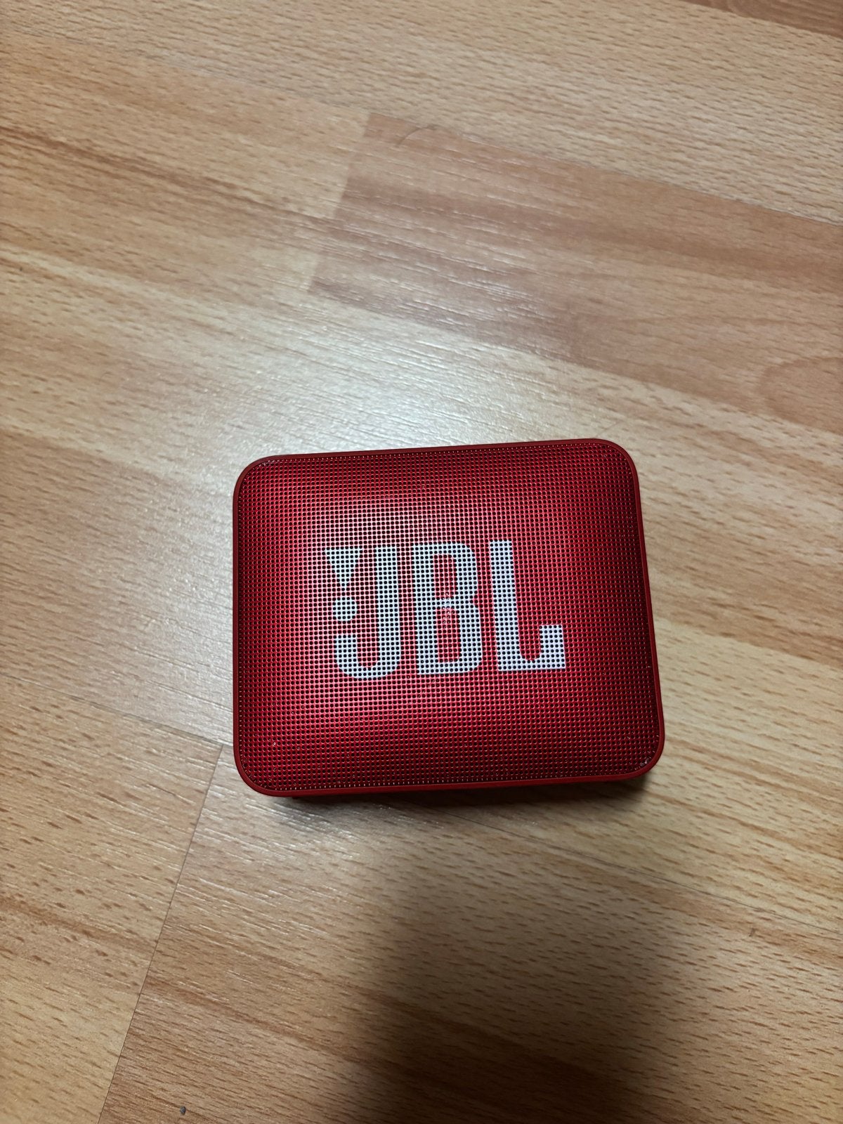 JBL Go 2 Draagbare Bluetooth Speaker Rood, Audio, Tv en Foto, Luidsprekers, Zo goed als nieuw, Draagbare speaker, Minder dan 60 watt