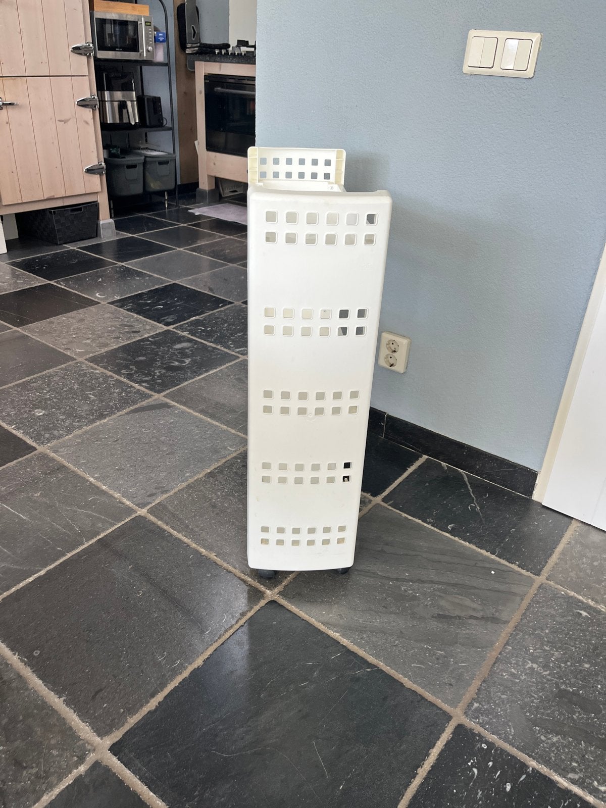 Ikea badkamer/keuken roltafel wit, 60x77x22 cm, Ophalen, Gebruikt