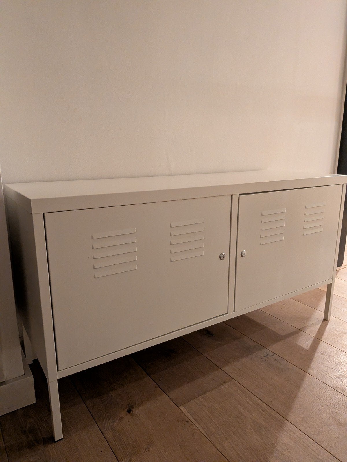 Ikea ps lockerkast, Huis en Inrichting, Kasten | Lockerkasten, Ophalen, Gebruikt, Modern industrieel