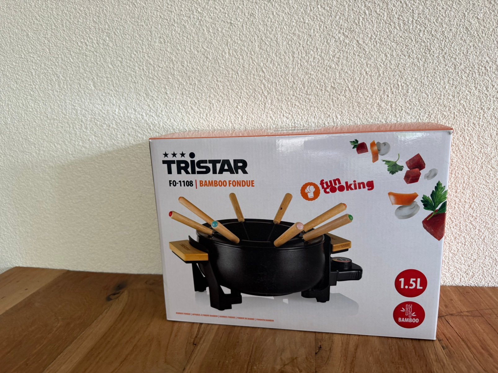 Tristar FO-1108 Bamboo Fondue 1,5L 8 personen – Nieuw, Ophalen of Verzenden, Nieuw, 8 personen of meer