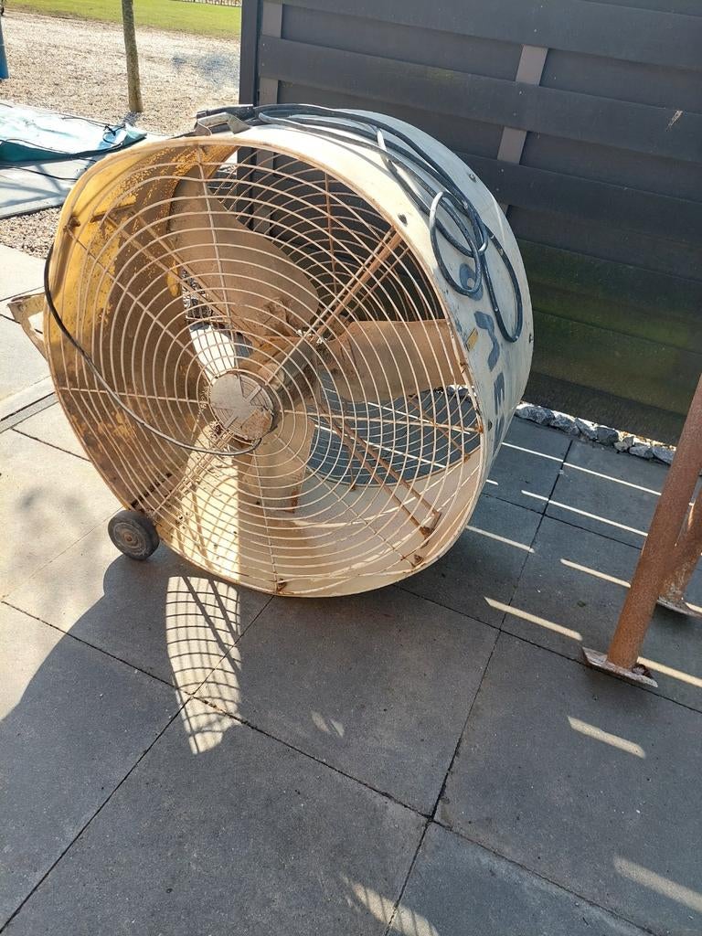Ventilator 92 cm type cxsf100, Doe-het-zelf en Verbouw, Ventilatie en Afzuiging, Ophalen, Zo goed als nieuw, Ventilator