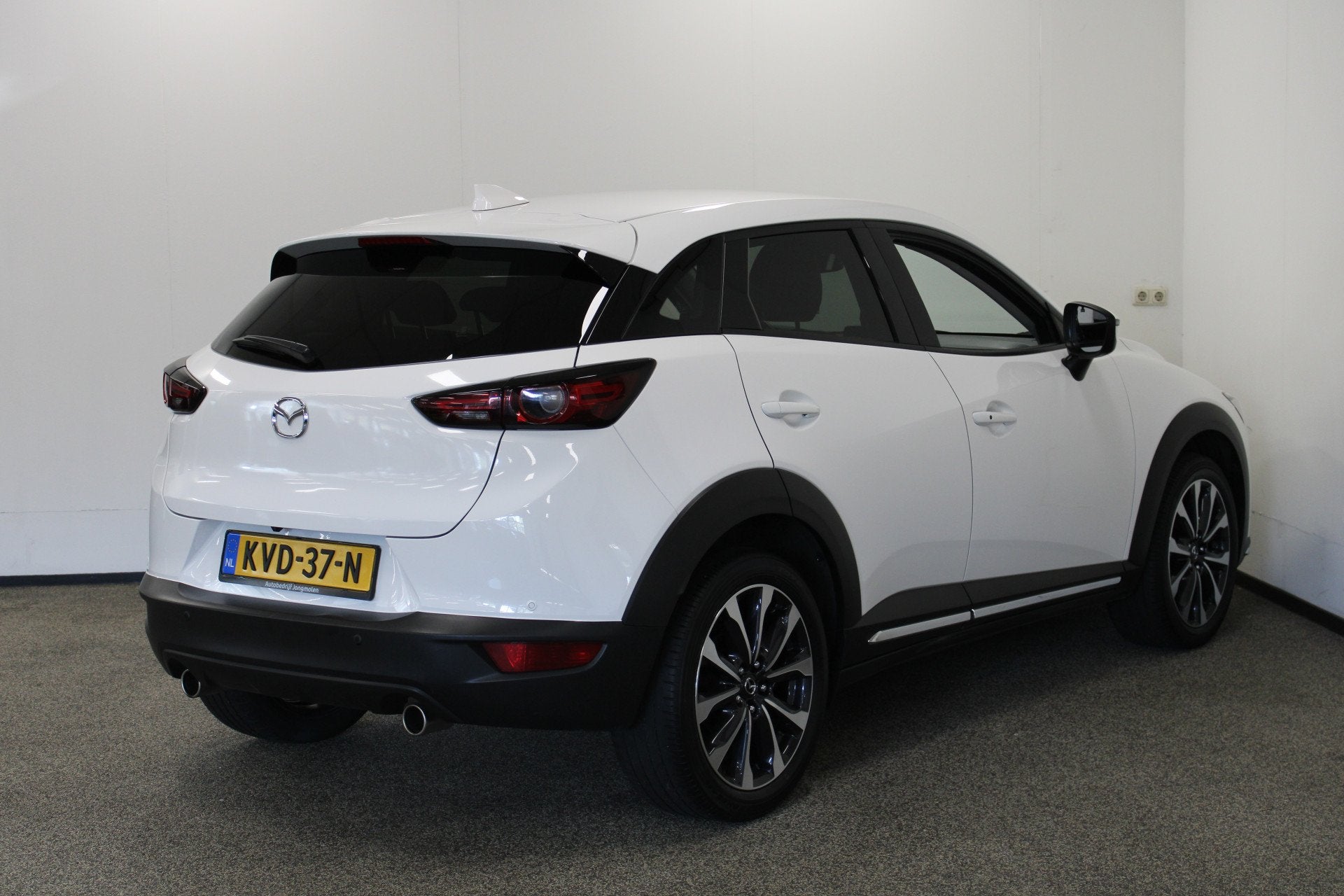 Foto 2 van Mazda CX-3 2.0 SkyActiv-G 120 SkyLease (bj 2019, automaat)