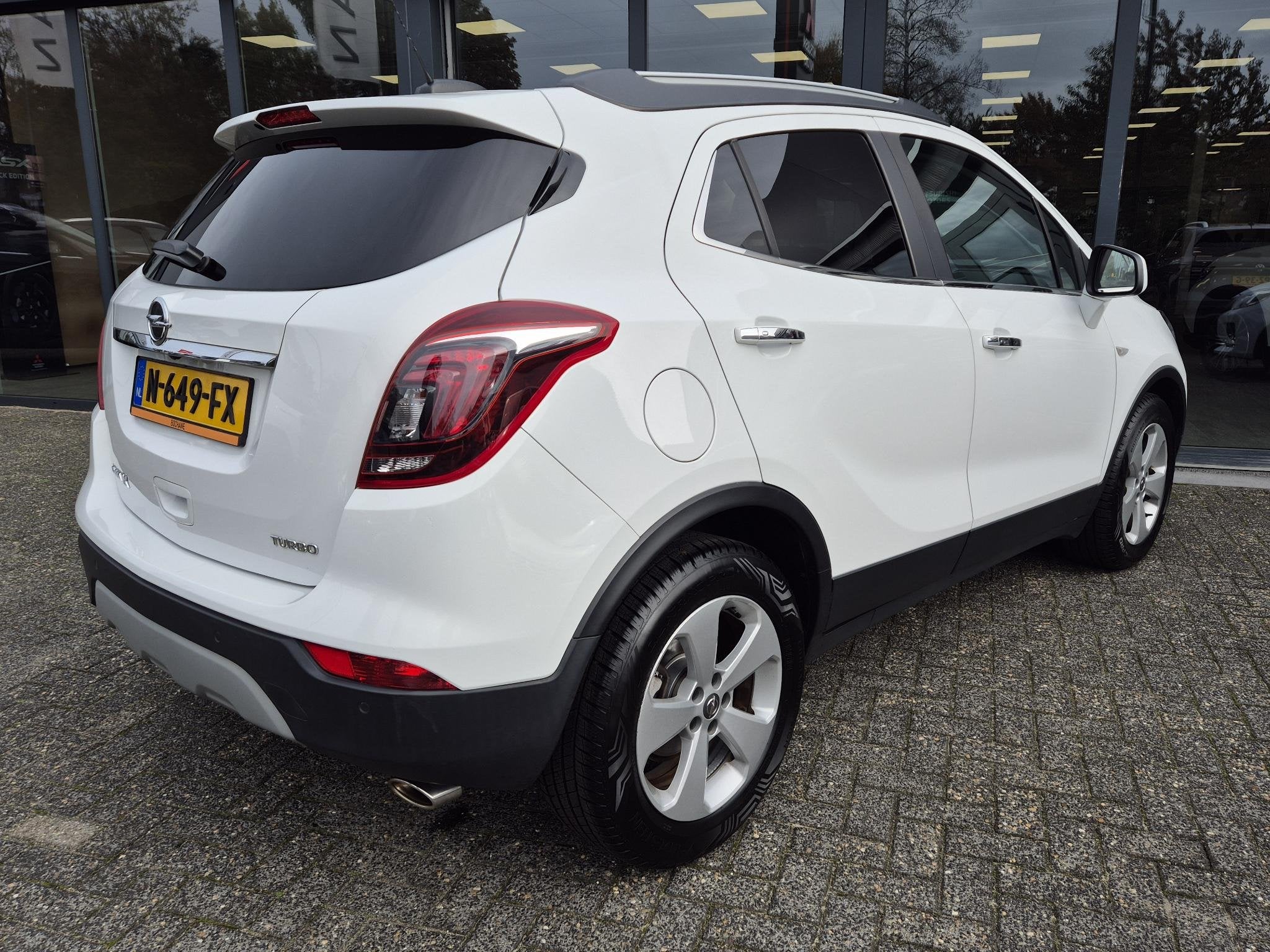 Opel Mokka X 1.4 Turbo Innovation | Navigatie | Automaat | A, Auto's, Gebruikt, Met garantie (alle), Wit, 1364 cc