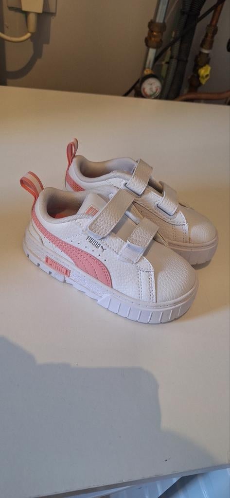Puma kinderschoenen wit/roze - maat 25 nieuw!, Kinderen en Baby's, Babykleding | Schoentjes en Sokjes, Meisje, Puma, Ophalen of Verzenden
