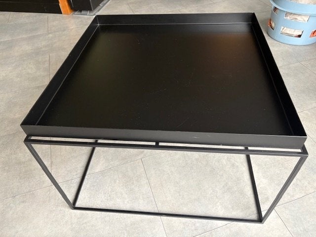 Te Koop: HAY Tray tafeltje 60x60, Minder dan 45 cm, Metaal of Aluminium, Design/modern, Vierkant