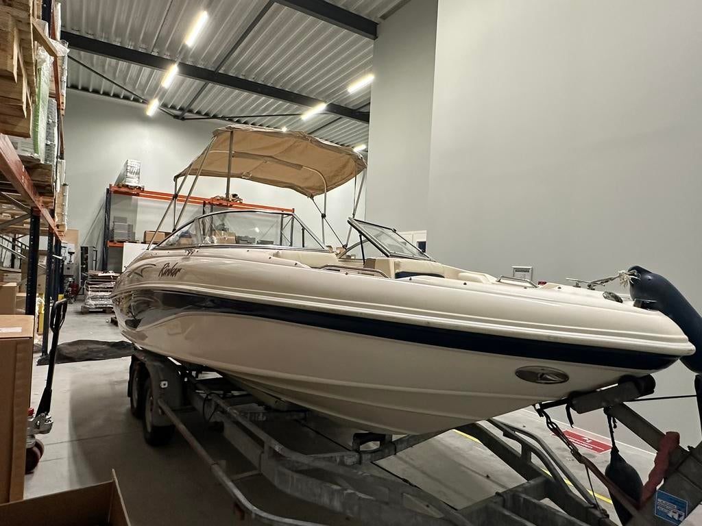 Rinker Captiva 192 – 5.0 Mercury – 80 km/u – Inclusief trail, Watersport en Boten, Ophalen