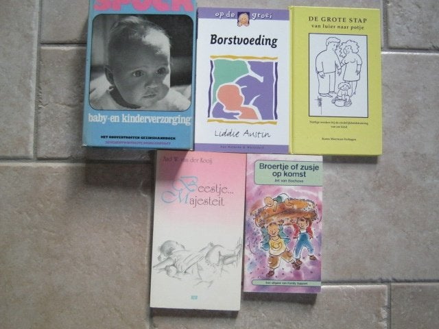 Spock / Borstvoeding /Broertje / Zusje /  Potje  nr 4246, Verzenden, Gelezen, Zwangerschap en Bevalling