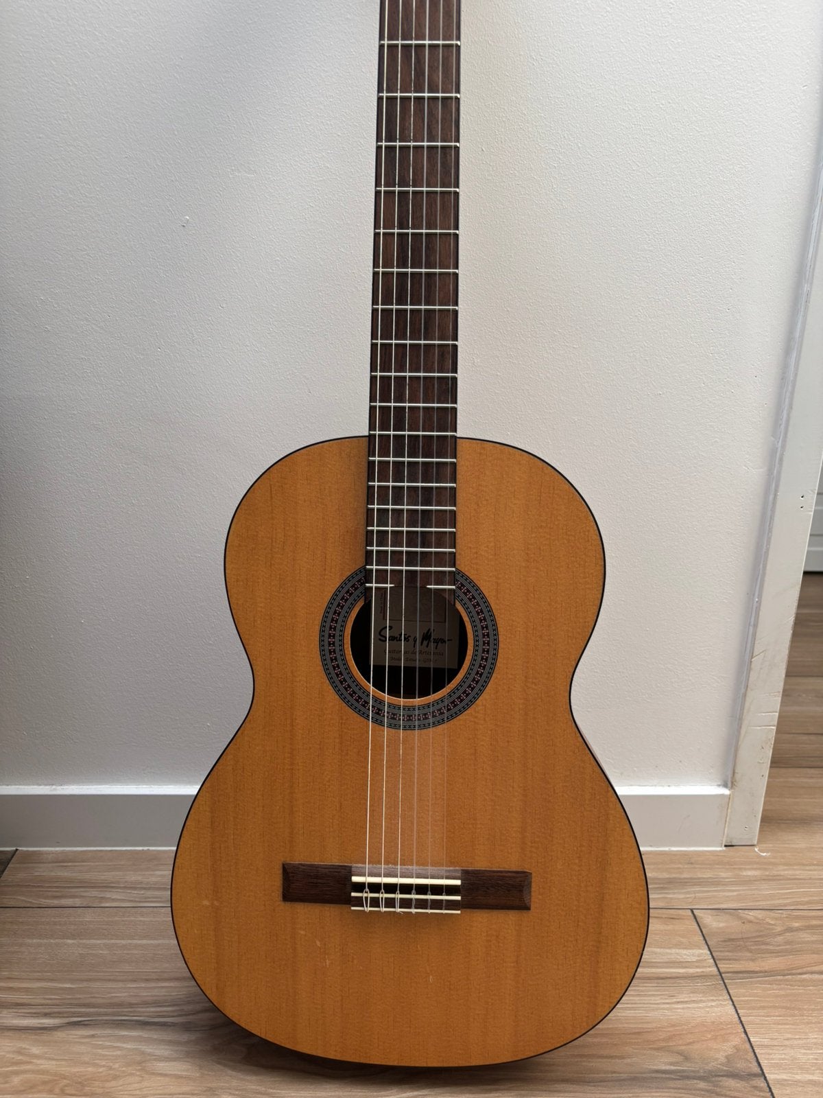 Gitaar starter pack: Santos y Mayor gsm 7 (klassieke gitaar), Ophalen, Zo goed als nieuw