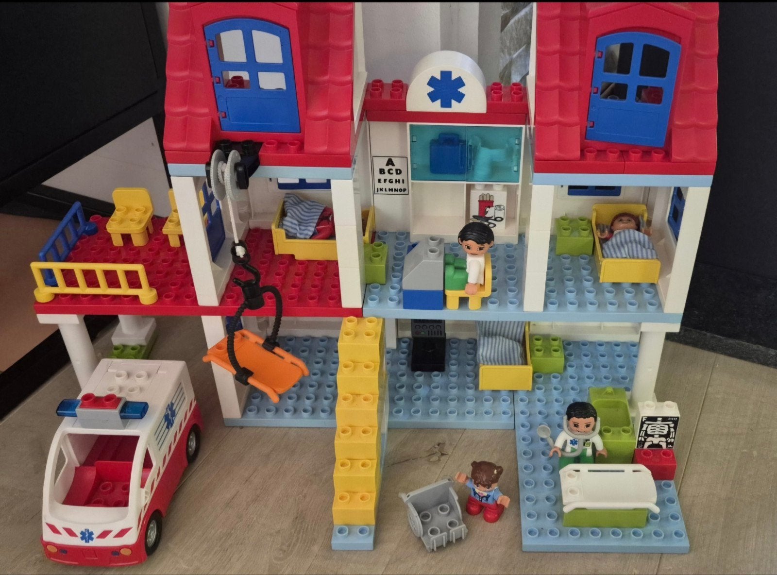 Duplo ziekenhuis, Ophalen of Verzenden, Gebruikt, Duplo