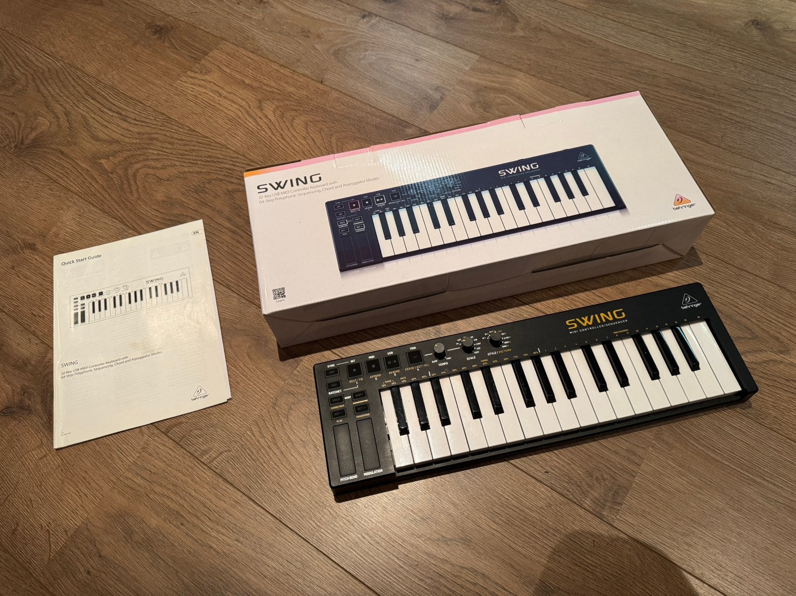 Behringer swing midi keyboard 32 toetsen, Overige aantallen, Zo goed als nieuw, Aanslaggevoelig, Ophalen