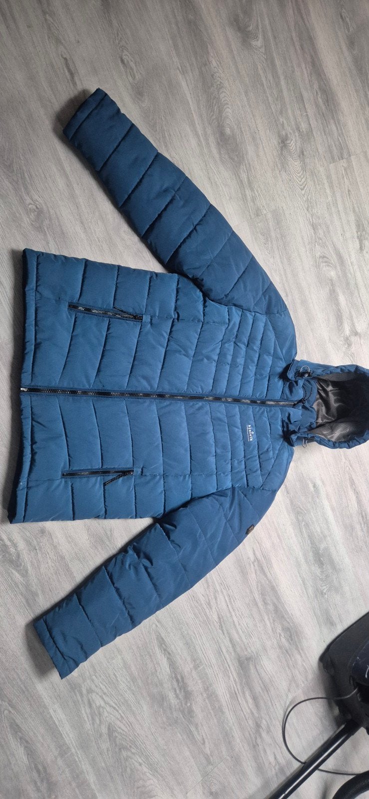 hele mooie jas van Kjelvik, Blauw, Ophalen of Verzenden, Zo goed als nieuw, Overige maten