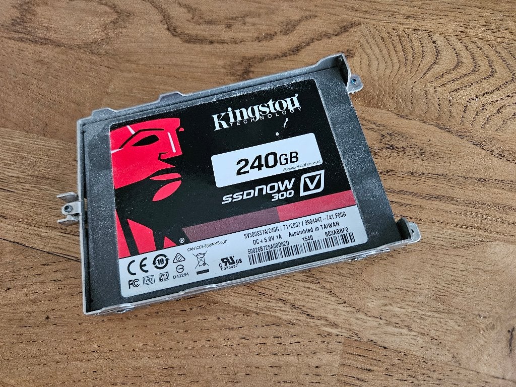 SSD 240GB Kingston, Computers en Software, Harde schijven, Intern, Kingston, Ophalen of Verzenden, Zo goed als nieuw