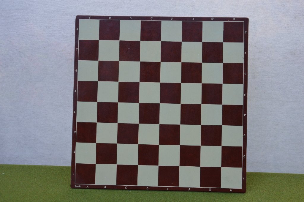 Groot vintage schaakbord van Revanche soort skaileer bekleed, Hobby en Vrije tijd, Een of twee spelers, Ophalen of Verzenden, Gebruikt