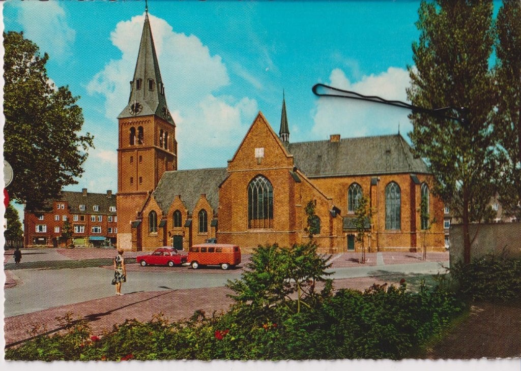 Wageningen , Markt met NH Kerk en auto's Volkswagen BUS, Ophalen of Verzenden, 1960 tot 1980, Ongelopen, Gelderland