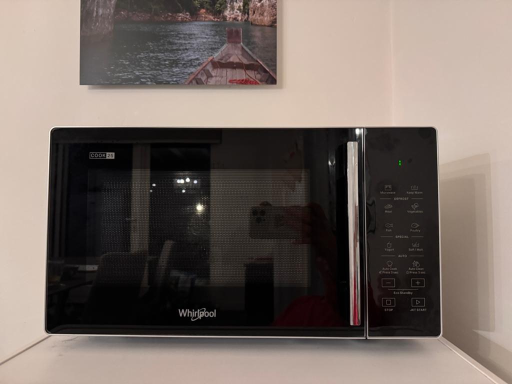 Whirlpool Magnetron - Zo goed als nieuw, Ophalen of Verzenden, Draaiplateau, Vrijstaand, Magnetron