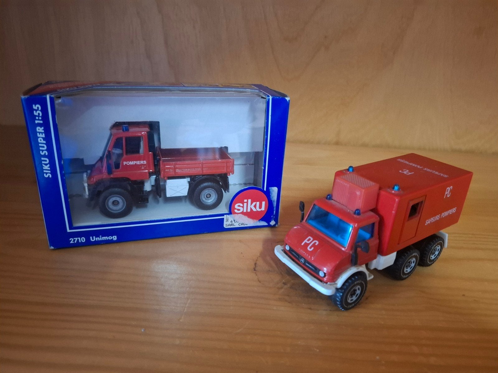 2x Siku Unimog Brandweer Sapeurs Pompiers - Nieuw & Gebruikt, Ophalen of Verzenden, Gebruikt, Overige merken