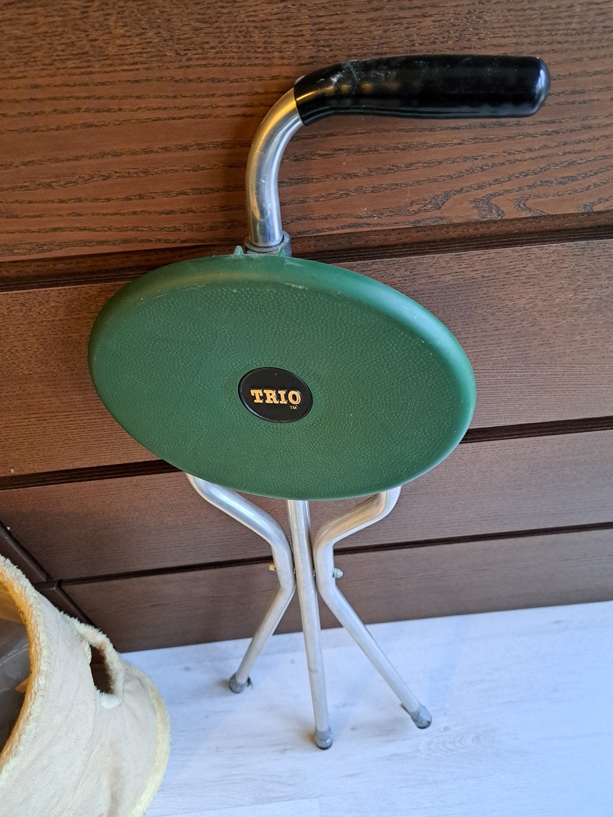 Wandelstok met uitvouwbare zitje, driepoot wandelstok., Ophalen, Opvouwbaar, Gebruikt