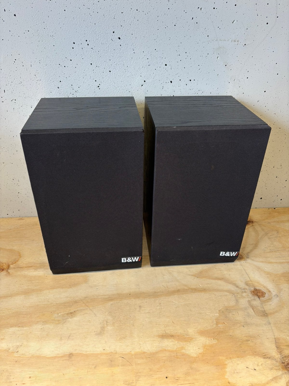 B&W  DM100 luidsprekers, Ophalen of Verzenden, Gebruikt, Minder dan 60 watt, Bowers & Wilkins (B&W)