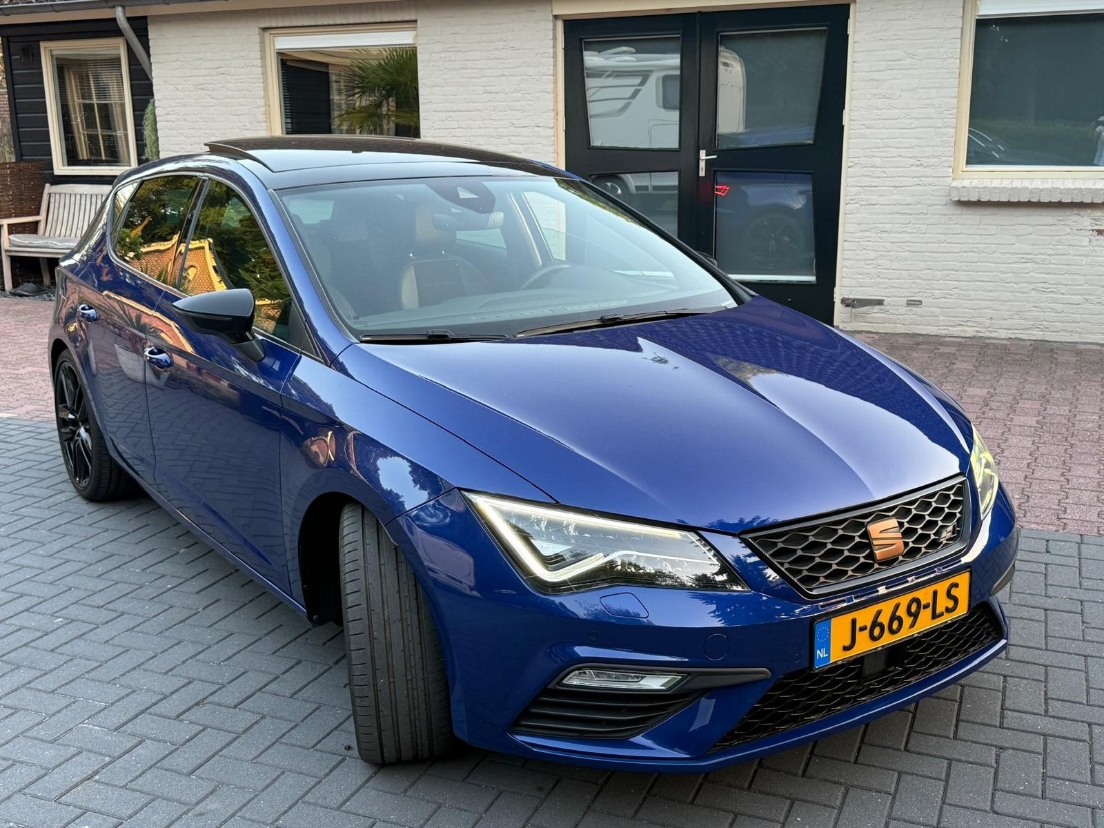 Seat Leon 2.0 TSI 370PK Dsg-7 2019 19"Pano, Auto's, Seat, 710 kg, Zwart, 4 cilinders, 1984 cc