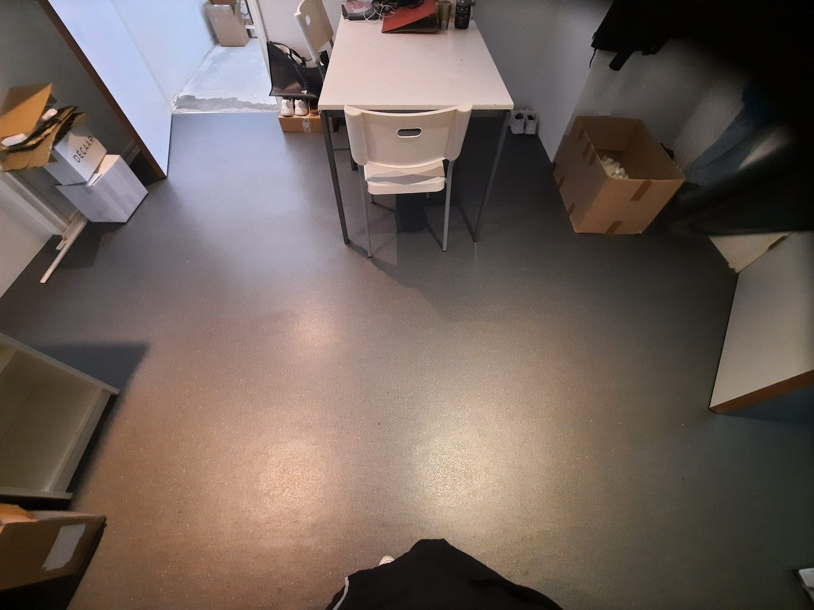 GRATIS grijze vinylvloer, Ophalen, Zo goed als nieuw, 25 tot 50 m², Grijs