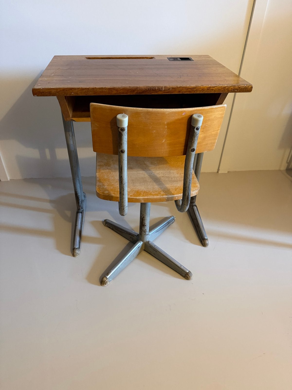 Vintage schoolbankje met stoel - Jaren '60, Ophalen