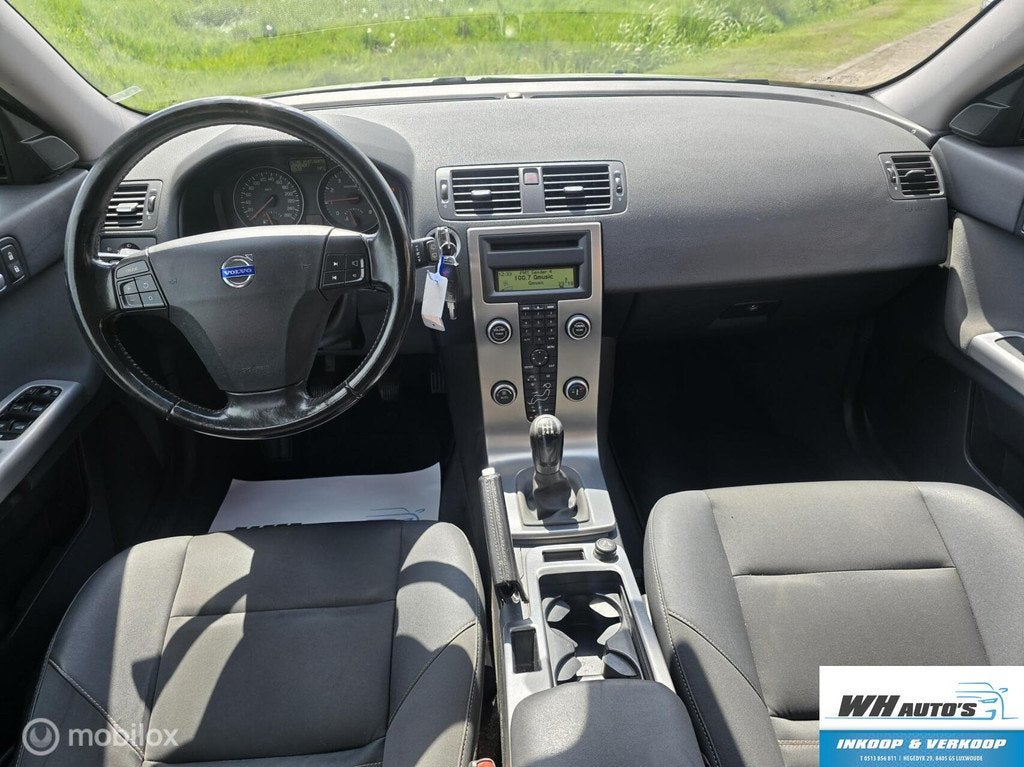 Volvo V50 1.8F Summum nette auto!, Auto's, Voorwielaandrijving, 1272 kg, 125 pk, Gebruikt