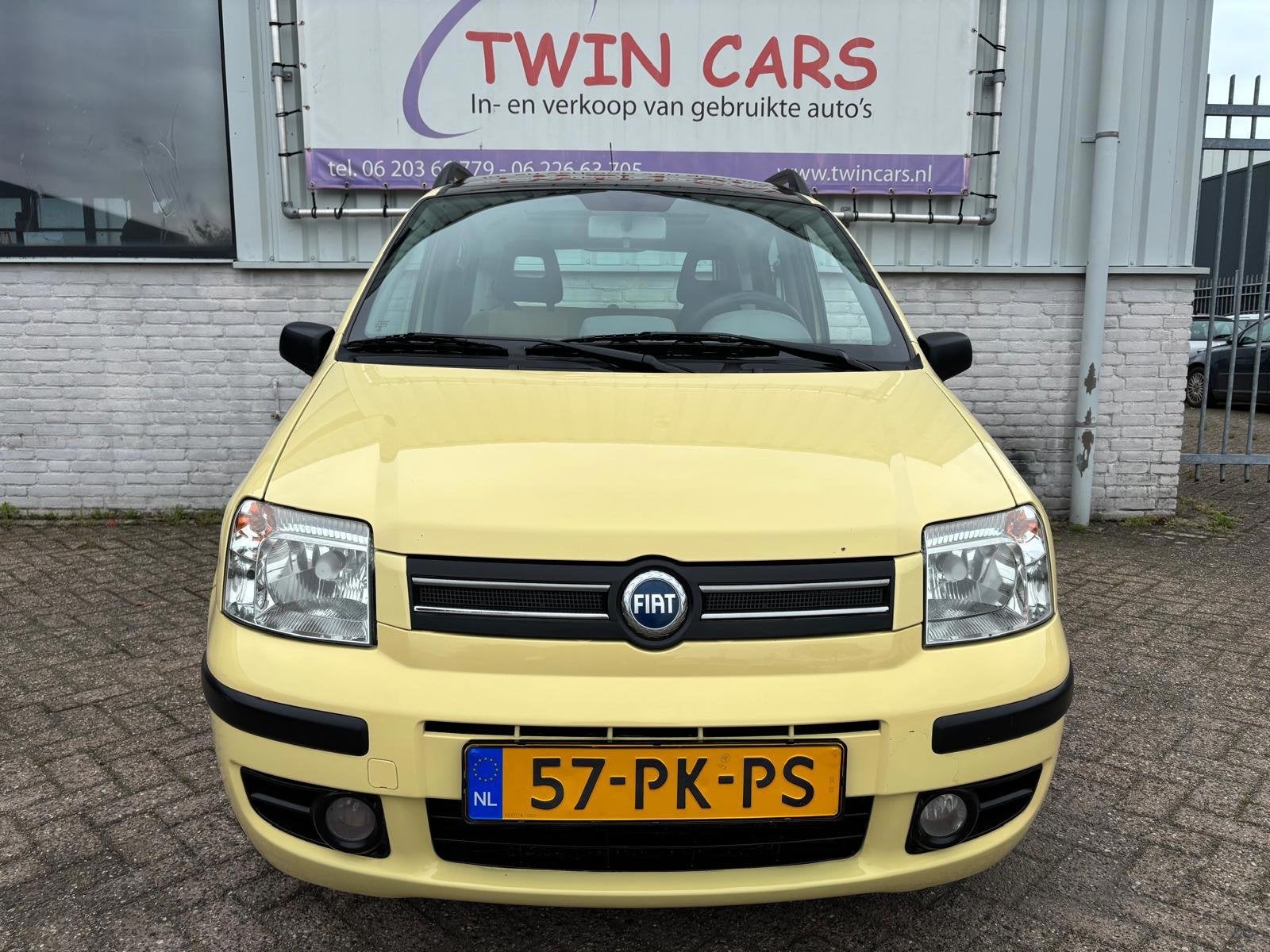 Fiat Panda 1.2 Emotion Airco Pano, Voorwielaandrijving, Gebruikt, Automatische klimaatregeling, Bedrijf