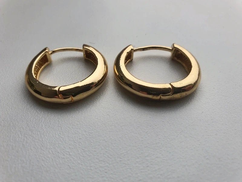 Goudkleurige Creolen Oorringen Klassiek Vintage, Ophalen of Verzenden, Goud, Overige materialen