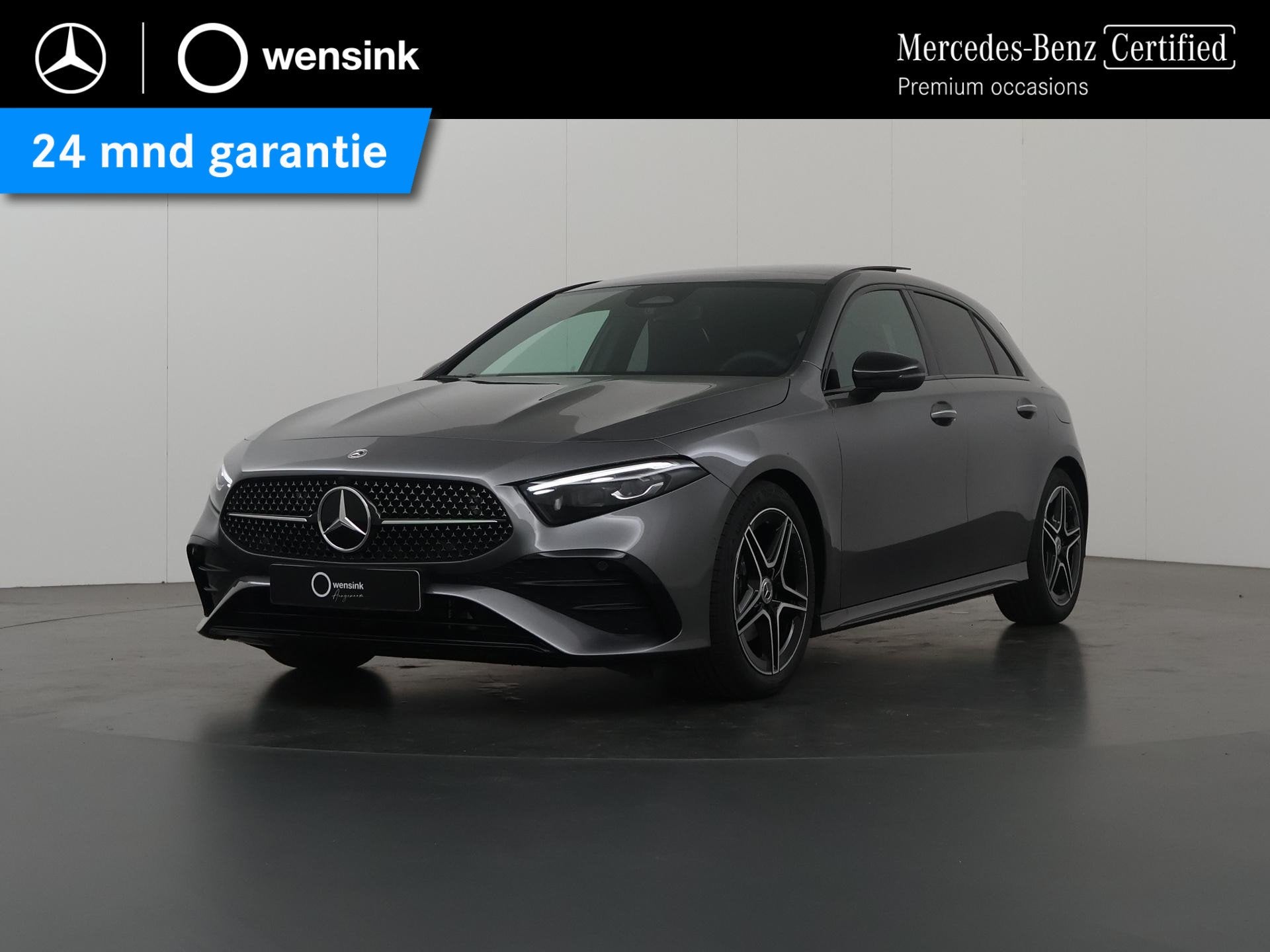 Mercedes-Benz A-klasse 180 Star Edition AMG Line | Night | P, Auto's, Dealer onderhouden, Gebruikt, 4 cilinders, Origineel Nederlands